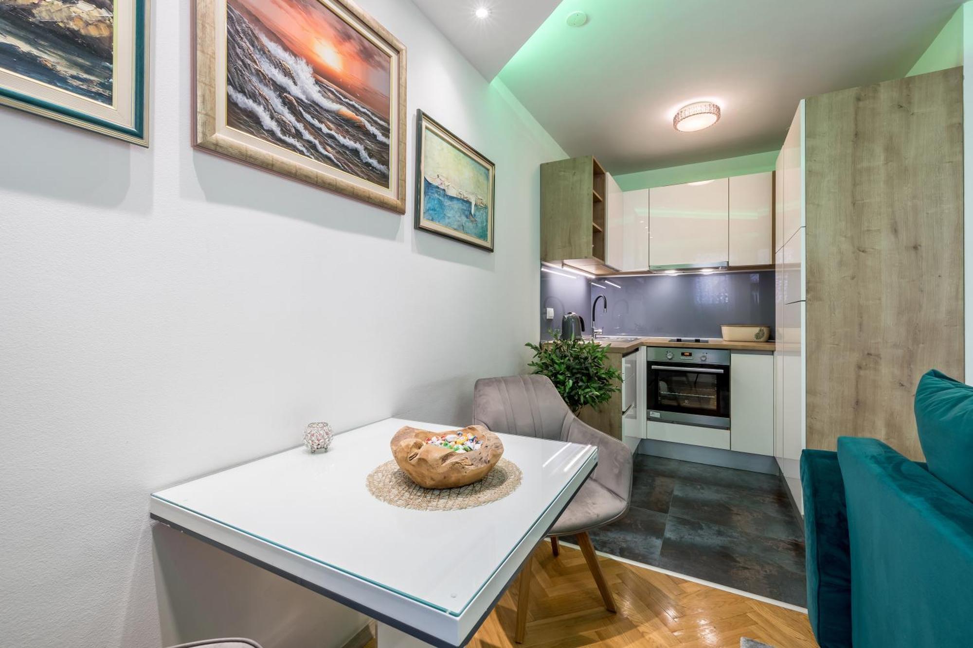 Noemi Luxury Apartment Солин Екстер'єр фото