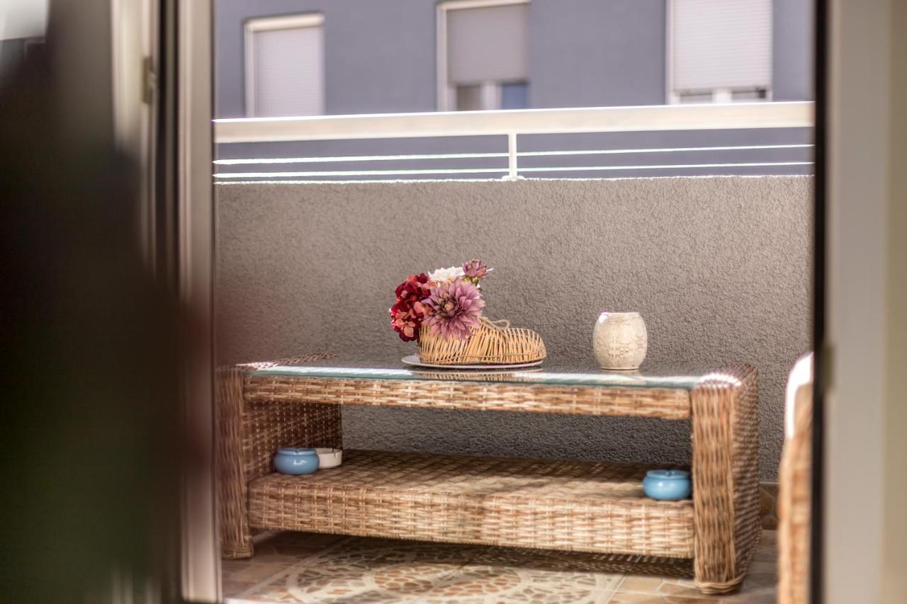 Noemi Luxury Apartment Солин Екстер'єр фото